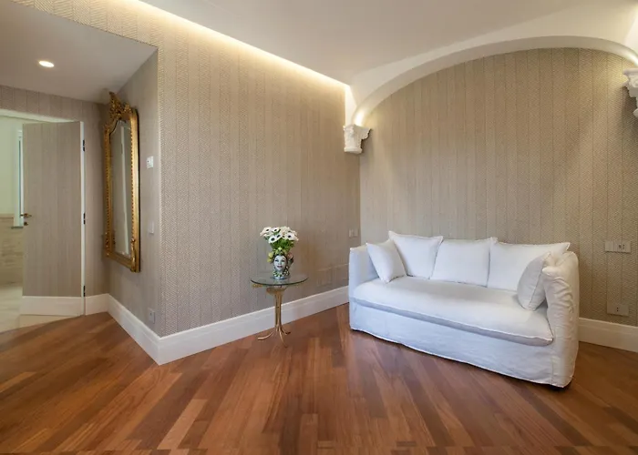 - Ebe Βίλα Σορέντο